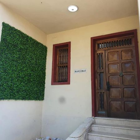 Ommi Hostel San Ġiljan Kültér fotó