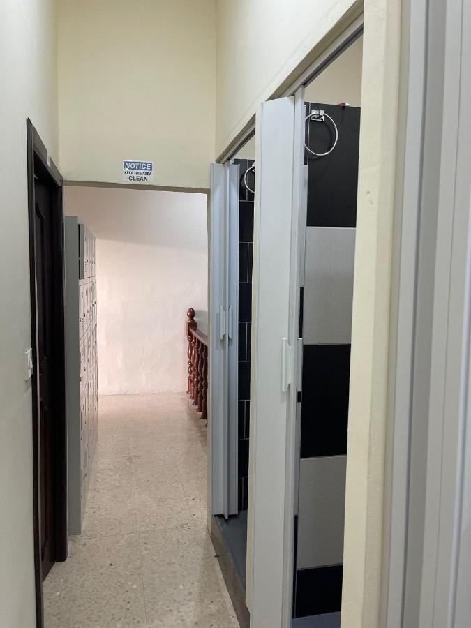 Ommi Hostel San Ġiljan Kültér fotó